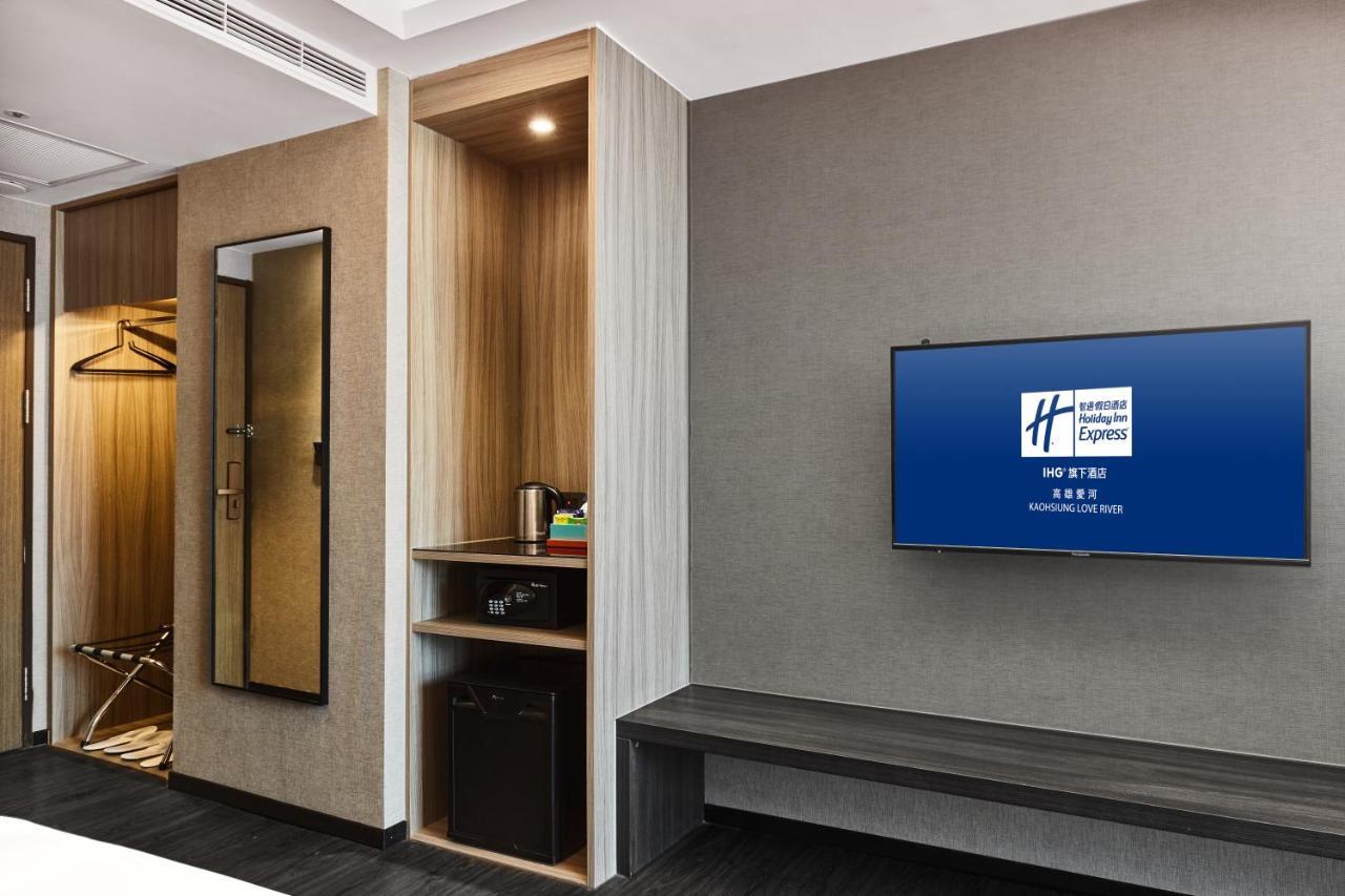 Holiday Inn Express Kaohsiung Love River By Ihg Экстерьер фото