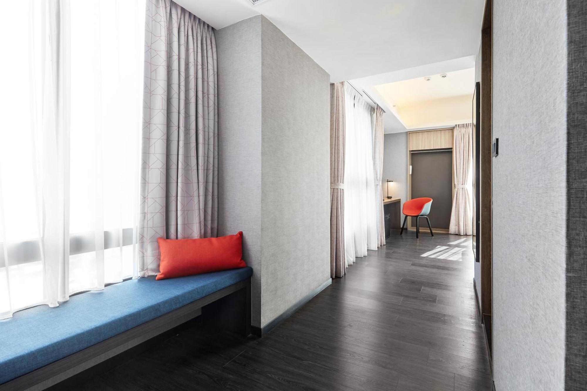 Holiday Inn Express Kaohsiung Love River By Ihg Экстерьер фото