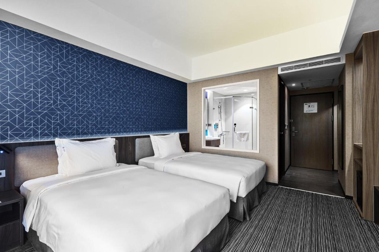 Holiday Inn Express Kaohsiung Love River By Ihg Экстерьер фото
